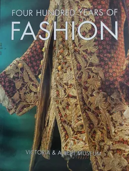 עטיפת הספר Four hundred Years of Fashion  מאת Natalie Rothstein