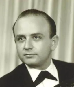 מרטין מוסקוביץ - ביוגרפיה - הספר