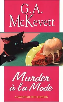 Murder A la Mode (Savannah Reid Mysteries)