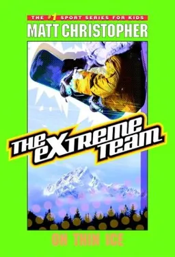 עטיפת הספר The Extreme Team #4: On Thin Ice מאת Matt Christopher