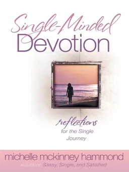 Single-Minded Devotion: Reflections for the Single Journey (Christian Large Print Originals)