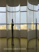 Roni Horn: Vatnasafn/Library of Water